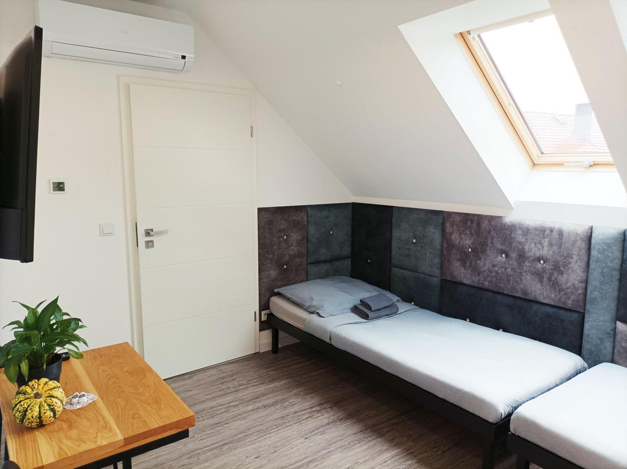 Pokoje Pod Palacem Koszecin Room photo
